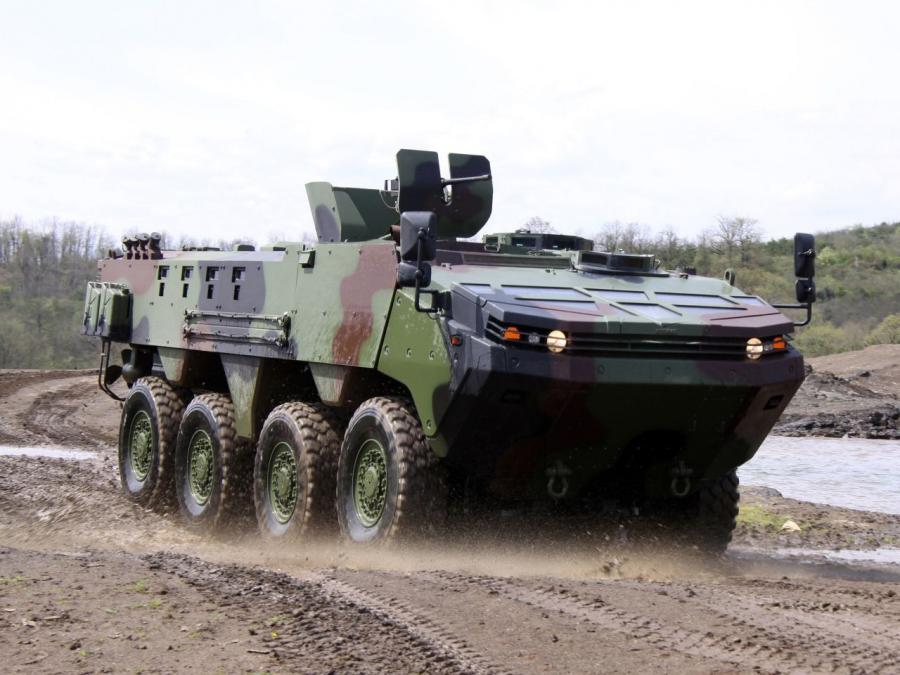  Otokar Arma 8x8 2010 года  (фото 3 из 5)